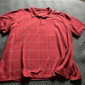 Men’s (or unisex) Van Heusen 2XL collared shirt